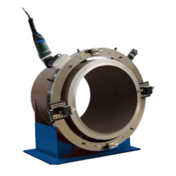 Pipe cold cutting and bevel machine