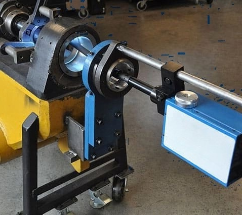 Portable bore welding machine